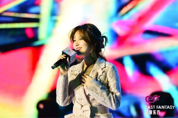 550×368