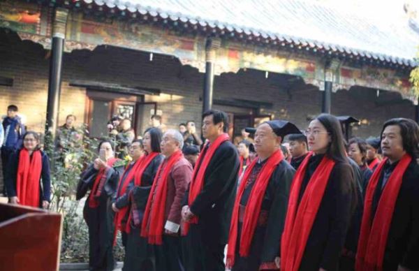 孟子圣像落成揭幕仪式暨丁酉年冬至_祭孟典礼在孟子研究院举行