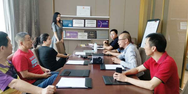 传播美丽_打造时尚品牌——国际传媒总编及金融团队到访厦门原肌美塑医美中心 传播美丽_打造时尚品牌——国际传媒总编及金融团队到访厦门原肌美塑医美中心