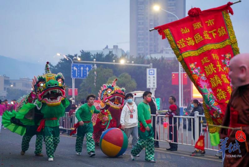 【老广贺春·葡语】Eventoda Lanterna de PescadeShantou dá vida ao Festival da Primavera 汕头渔灯赛会：海岛年味别样浓