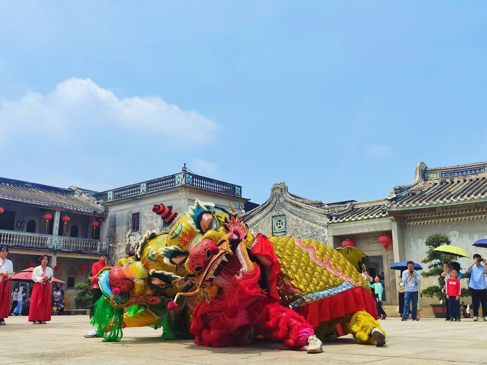 【大美广东·葡语】Exposição de arte popular assinala o Dia Internacional dos Trabalhadores em Shantou 汕头：“非遗”