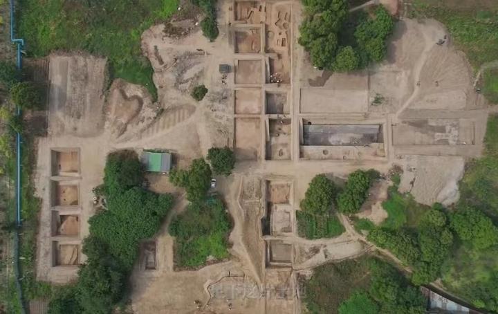 寺墩遗址第六次考古发掘现场。